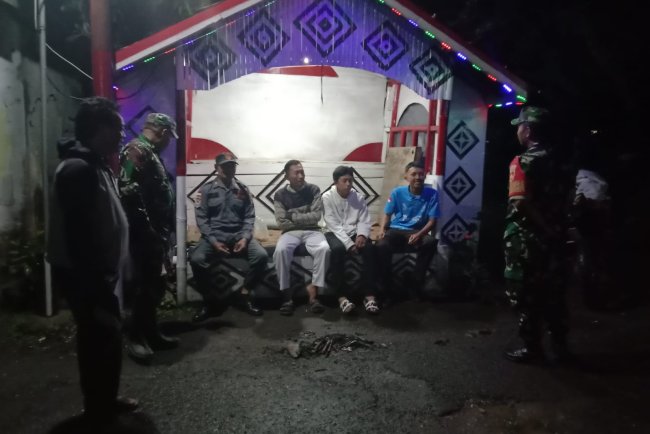 Ciptakan suasana Aman Babinsa patroli di wilayah Koramil 06 Kalibening