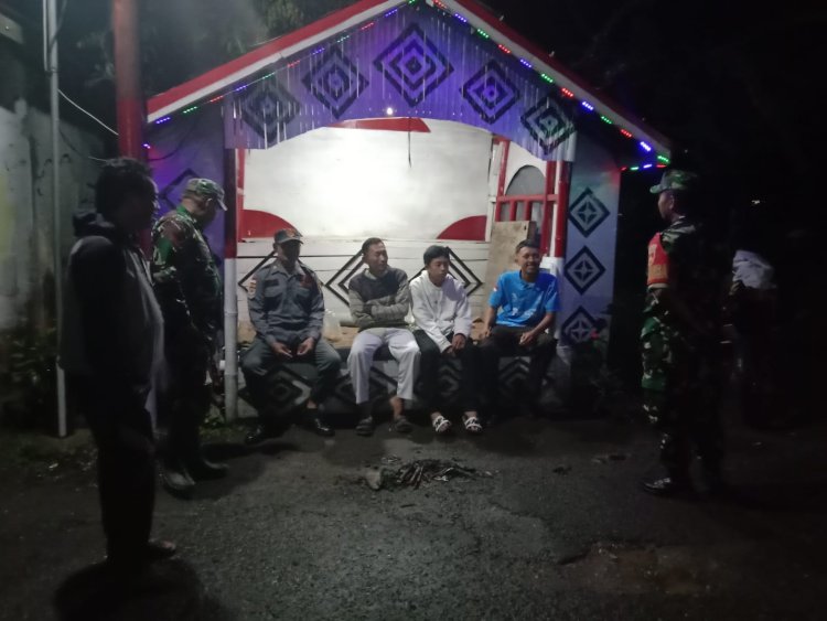 Ciptakan suasana Aman Babinsa patroli di wilayah Koramil 06 Kalibening