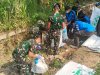 Koramil 02/Klampok Bersama Warga Bersihkan Saluran Irigasi