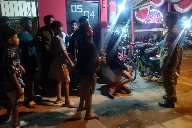 MENJAGA KETERTIBAN DAN KEAMANAN DI  WILAYAH BINAAN KORAMIL 09 SUSUKAN