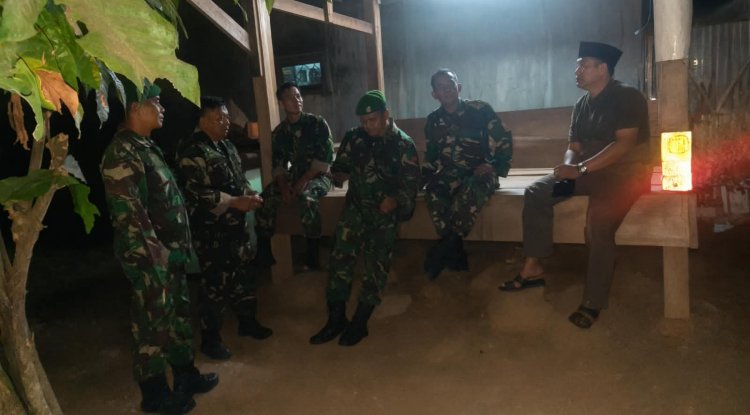 Koramil 03 Wanadadi Patroli Siskamling Ajak Warga Gumingsir Waspadai Kebakaran di Musim Kemarau